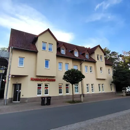 Bohnapartments Bechstein - Sehr Ruhig - 3 Schlafzimmer - Balkon - Stellplaetze- Wlan - Vollausstattung Neudietendorf