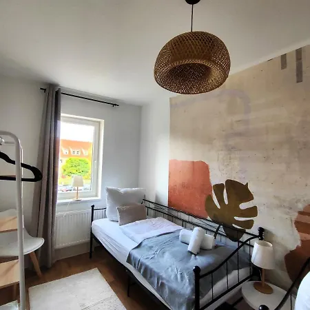 Apartment Bohnapartments Bechstein: Quiet Erfurt With Smart Tvs And Balcony *