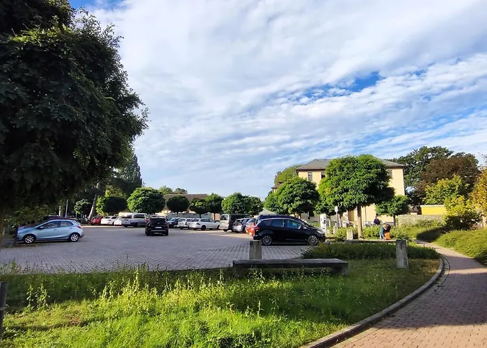 Апартаменты Bohnapartments Bechstein - Sehr Ruhig - 3 Schlafzimmer - Balkon - Stellplaetze- Wlan - Vollausstattung *