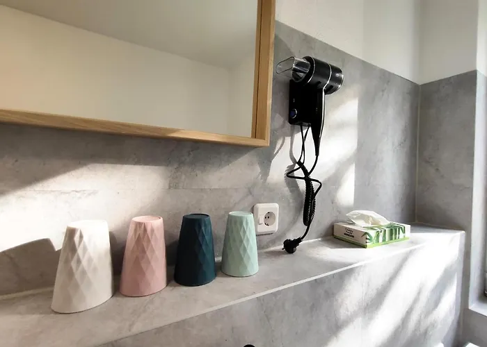 Bohnapartments Bechstein - Sehr Ruhig - 3 Schlafzimmer - Balkon - Stellplaetze- Wlan - Vollausstattung Daire Neudietendorf